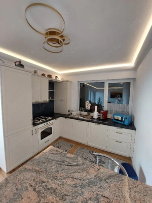 Vand apartament 2 camere  - imagine 7
