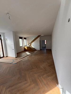 Vând duplex în Gruia  - imagine 4