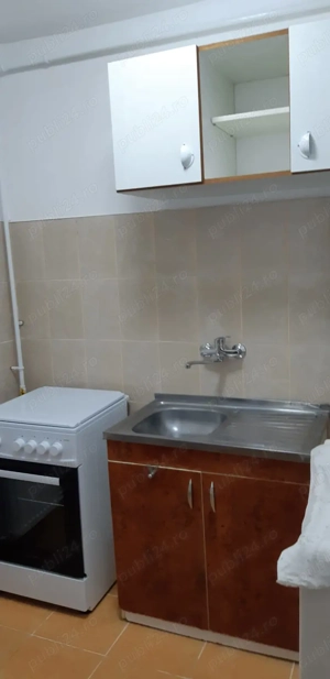 Închiriez în Reghin garsonieră confort I