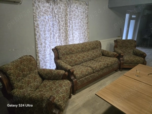 Vând canapea și fotolii 