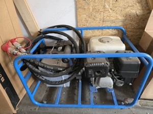 extruder (sistem) hidraulic de ridicare