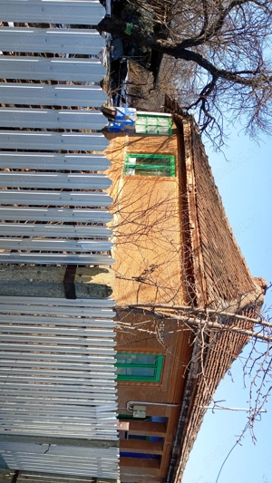 Vând casă bătrânească 