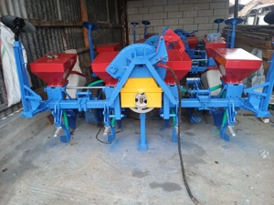 Semanatoare porumb spc4 