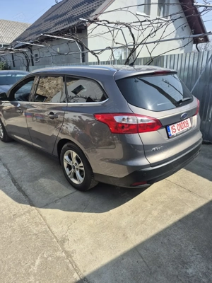 Ford Focus Uefa edition 1.6 benzina 150cai - imagine 3