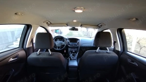 Vând Ford Focus 2016   1 l benzină  - imagine 6