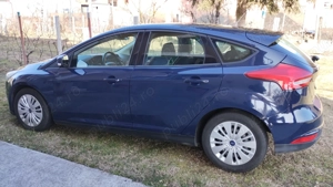 Vând Ford Focus 2016   1 l benzină  - imagine 9