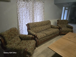 Vând canapea și fotolii 