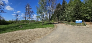 Teren intravilan intre paduri in Valeni-Dambovita - imagine 5