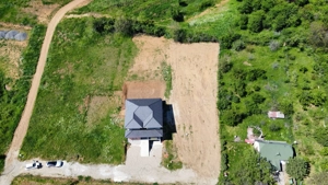 Teren de vânzare - Oradea dealuri str. Piersicilor 