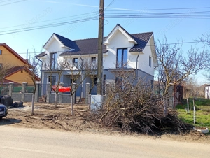 Sanandrei Duplex cu 4 Camere, Drum Asfaltat, Toate Utilitatiile