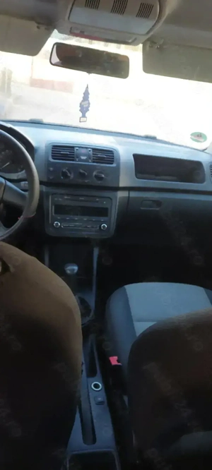 Vând Skoda Fabia  an fabricație 2010 nematriculata  - imagine 8