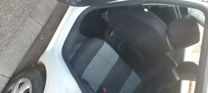 Vând Skoda Fabia  an fabricație 2010 nematriculata  - imagine 9