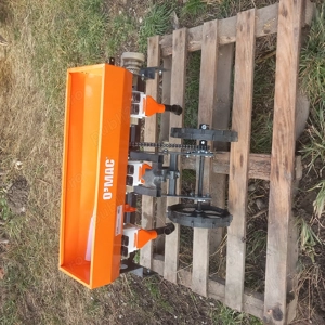 Vand semanatoare porumb dupa motocultor motosapa