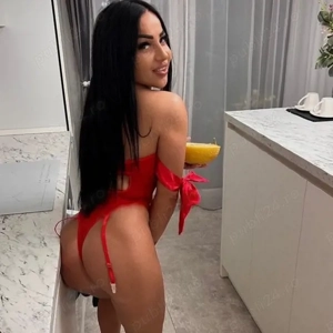 ROXANA REALA ! Calitatea face diferenta , doar pentru domni generosi !  - imagine 8