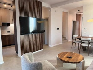 Casa cu 4 camere 2 garaje British School - imagine 3