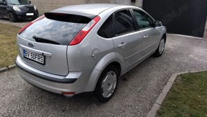 FORD FOCUS 1.6 benzina, 101 cp, 2006, euro 4, GPL, hatchback 5 usi, KEYLESS GO-ENTRY - imagine 4