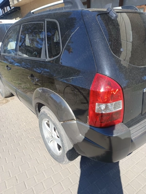 Vând Hyundai Tucson 4x4 diesel cutie automata  - imagine 3