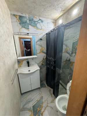 inchiriez garsoniera zona lipovei (proprietar)