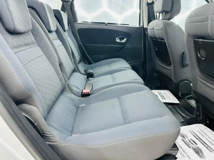 RENAULT GRAND SCENIC - imagine 7