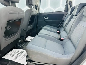 RENAULT GRAND SCENIC - imagine 17