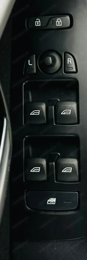 VOLVO V40 - imagine 11