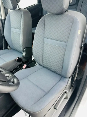 RENAULT GRAND SCENIC - imagine 16