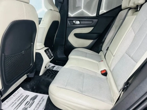 VOLVO Xc-40 - imagine 15