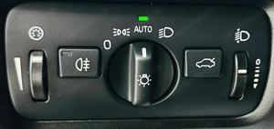 VOLVO V40 - imagine 12