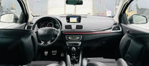RENAULT MEGANE - imagine 6