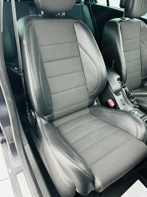 RENAULT MEGANE - imagine 17