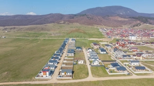 Comision 0% | Teren pentru casa ta, într-o zonă liniștită din Codlea - imagine 9