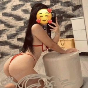   Top Top Top Bruneta cu Forme Te Astept   - imagine 2