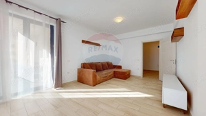 Apartament cu 2 camere de închiriat în zona Tractorul