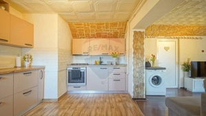 Oportunitate: Casă 6 camere (3 camere spațiu comercial+etaj locuință) - imagine 10