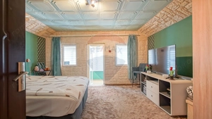 Oportunitate: Casă 6 camere (3 camere spațiu comercial+etaj locuință)