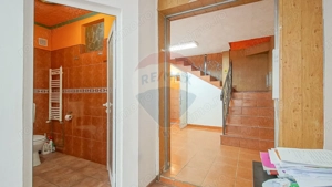 Oportunitate: Casă 6 camere (3 camere spațiu comercial+etaj locuință) - imagine 16