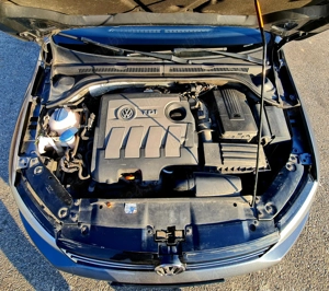 Vand Volkswagen Jetta 1.6 TDI BlueMotion  - imagine 7