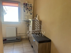 Apartament cu 2 camere de vanzare, loc de parcare, curte comuna, in Giarmata Vii - imagine 7