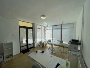 Spatiu birouri la parter, 24 mp, zona Lipovei