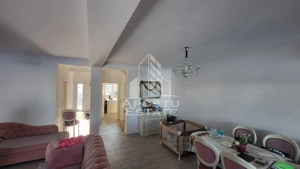 Duplex cu 4 camere si 2 bai,mobilat si utilat,Covaci - imagine 9