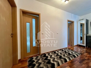 Apartament tip penthouse cu 3 camere, 2 bai, Calea Aradului - imagine 12