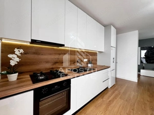 Apartament 2 camere, centrala proprie, loc de parcare, zona Torontal - imagine 5