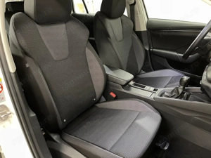 Skoda Octavia - imagine 9