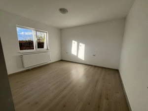 Glina stadion casa parter 4 camere - imagine 43