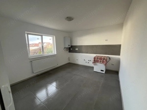 Glina stadion casa parter 4 camere - imagine 46