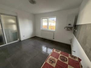 Glina stadion casa parter 4 camere - imagine 51