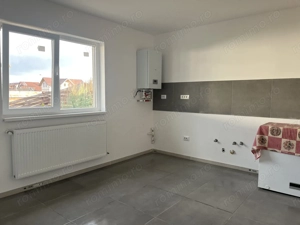 Glina stadion casa parter 4 camere - imagine 49