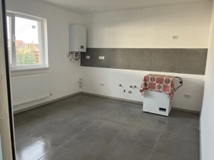 Glina stadion casa parter 4 camere - imagine 50