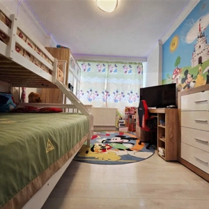 Apartament 3 camere de vanzare  - imagine 9