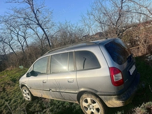 Vând Opel zafira 2003 